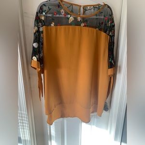 3XL Mustard High Low Top with Embroidered Sleeves
